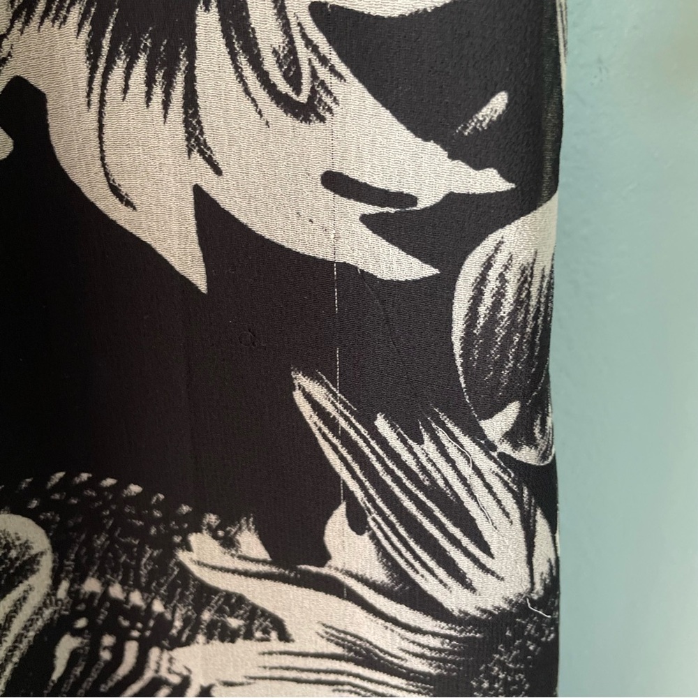 Seventh Avenue | Y2k Black & White Chiffon Floral Cityscape Ruffle Skirt - Picture 10 of 11